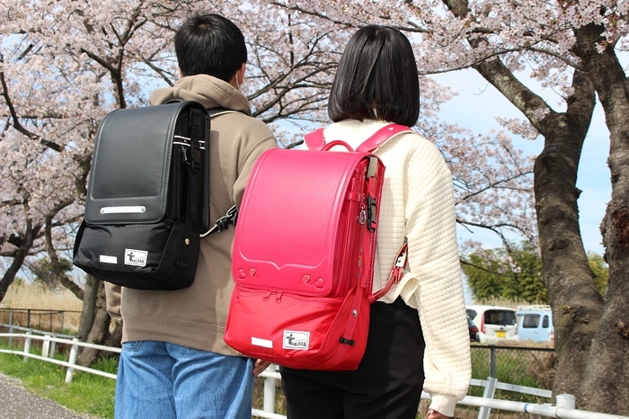 RANBA装着後持ち物(給食セット+体操着セット+1L水筒+うわばき)写真