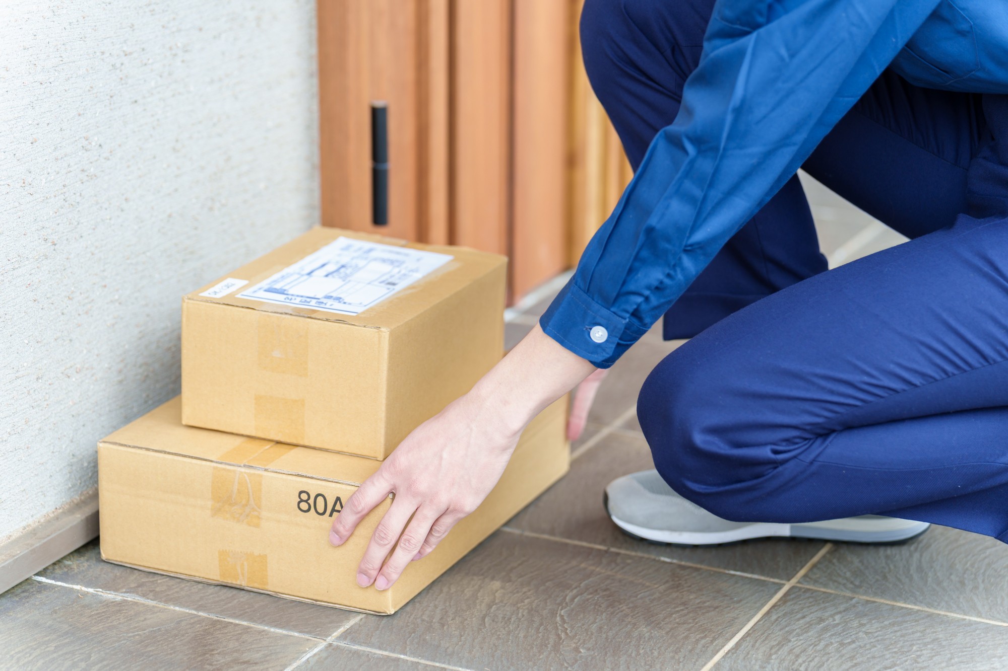 「届いたはずの荷物がない」 ― 置き配トラブルの「証明の壁」に直面した際の弁護士保険ミカタの活用法