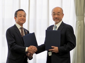 国立音楽大学×カンロ　 協定書を締結し産学連携を強固に