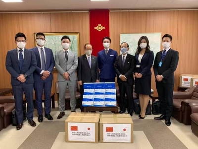 佐世保市にマスクを寄付