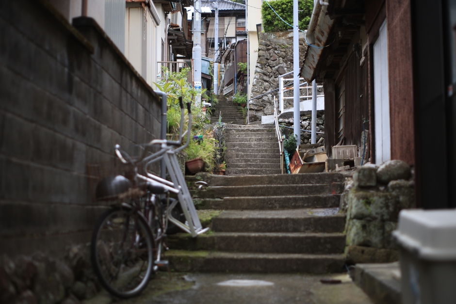 子浦のノスタルジックな階段路地