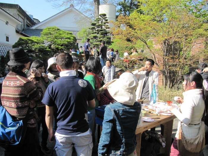 大試飲会の様子※写真は2012年のものです。