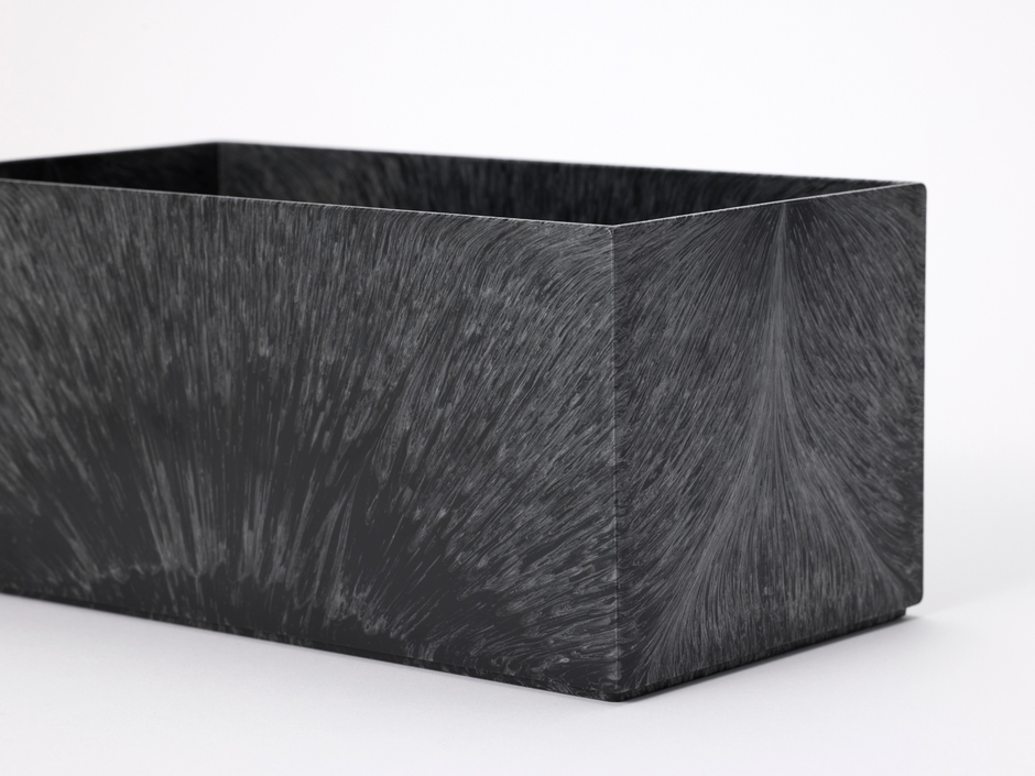 樹脂使用量が減るため、軽量化できるというメリットも