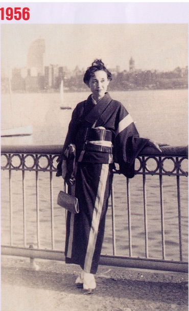 篠田桃紅、ボストンにて