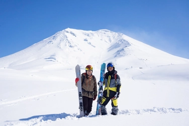 「HOKKAIDO POWDER BELT Talk Show in Asahikawa」開催 プロスキーヤー児玉毅(たけし)氏・フォトグラファー佐藤圭氏によるトークセッション｜開催日：2021年12月15日