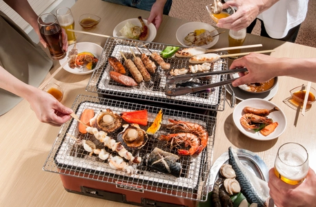 宮城県塩竈市に屋根付き全天候型バーベキュー施設 「海鮮BBQ竈-KAMADO-」が9月23日にオープン！ 三河七輪を使った手ぶらで気軽に新鮮な海の幸を味わえる