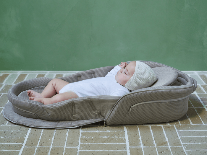 5～30度の傾斜調節で吐き戻し対策にも