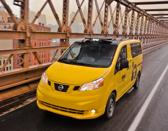 「NV200」次世代ニューヨーク市タクシー