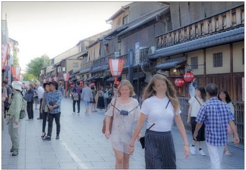 京都観光を楽しむ海外からのお客様(イメージ)
