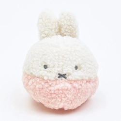 何度でも起き上がる健気さにキュン。ミッフィーのもこもこボアがキュートな癒し度満点「ぬいコロン」