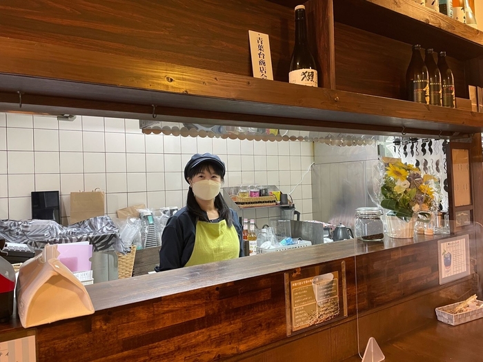 店主の中原さん　