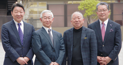 開発主要メンバー/当社の中山と元株式会社ツムラの3名