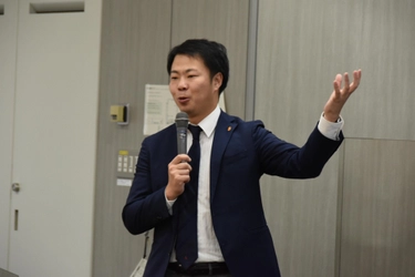 【名城大学】経営学部の澤田貴之教授の公開授業で名古屋グランパスエイトの滝野氏が講義