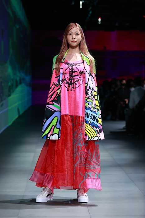 Claudia Wang×阿部マリア(画像提供:CNX Taiwan)