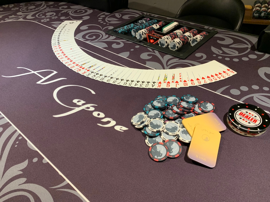 ポーカーテーブル