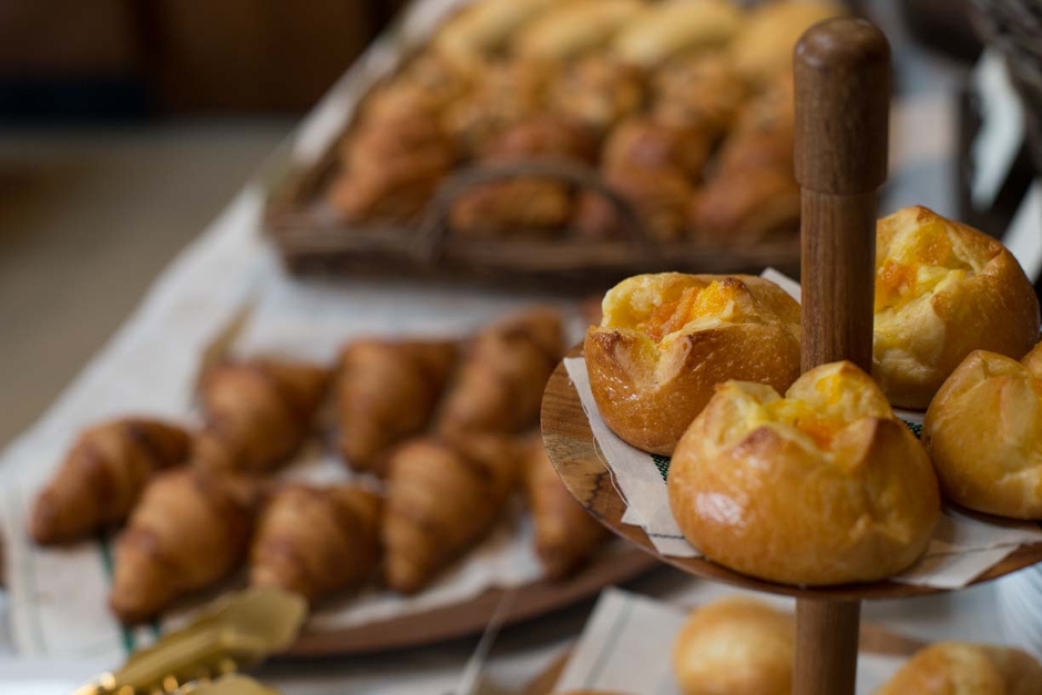 「パンに合わせた」食の新提案をはじめます。