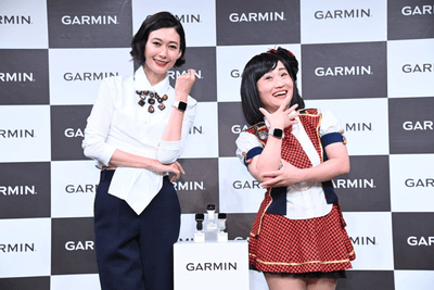 田丸麻紀さん(左)とキンタロー。さん(右)のトークショー