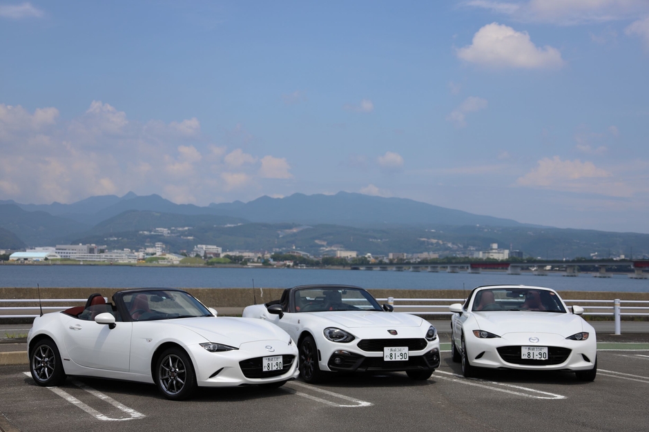 アバルト124スパイダーとマツダロードスター乗り比べ2
