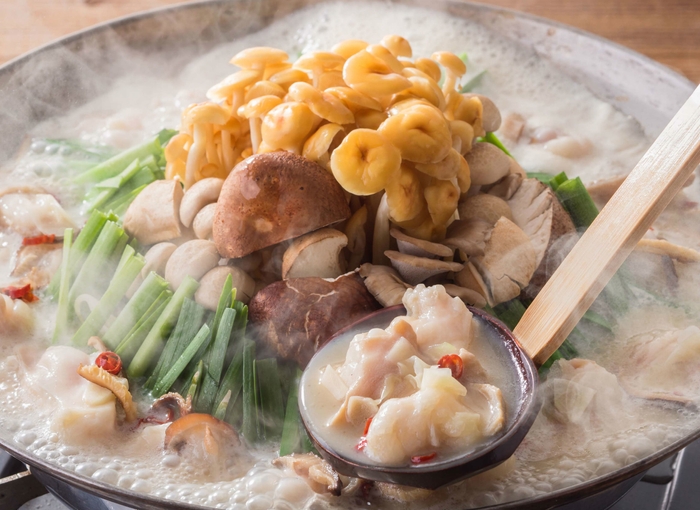 きのこの旨みたっぷり!!濃厚スープで食べるモツ鍋 980円(税抜)