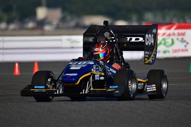 工学院レーシングチームが新車両お披露目会を開催(8/19)　 学生フォーミュラ日本大会2025に参戦