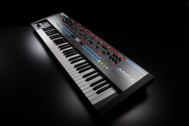 歴史的なシンセサイザー「JUNO」が 現代の技術で生まれ変わって登場　