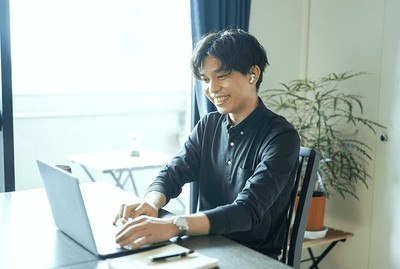 テレワーク・web会議でも涼しく しかもシャンと でも楽ちん