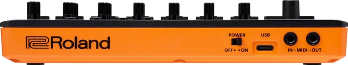 『T-8』リア・パネル