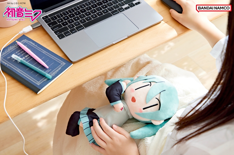USBあったかブランケット 初音ミク 使用イメージ(2)