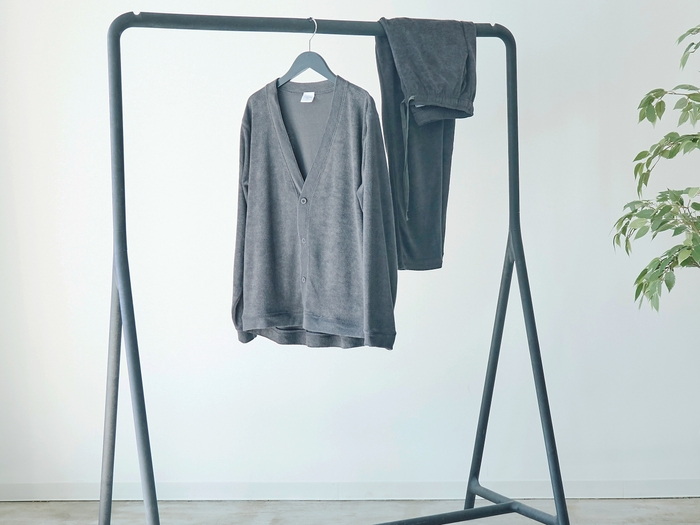 .comfortable drop cardigan&jogger pants 3