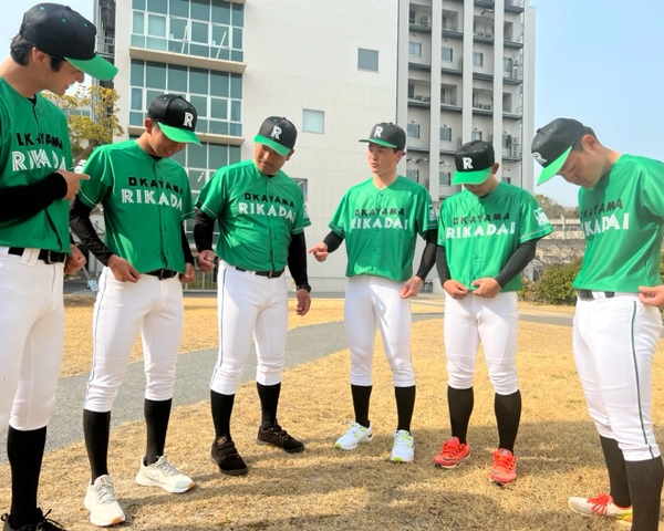 【岡山理科大学】硬式野球部がユニフォーム新調／２部昇格へ