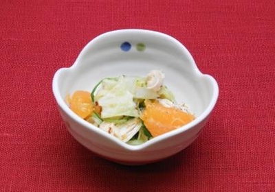 学生考案レシピ　「近大みかんと冬野菜の和え物」