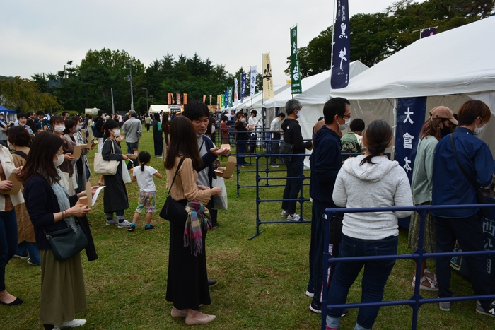 昨年開催の様子:酒造ブース