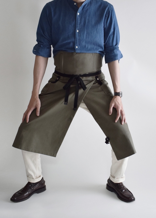 HASHIRA apron 開脚