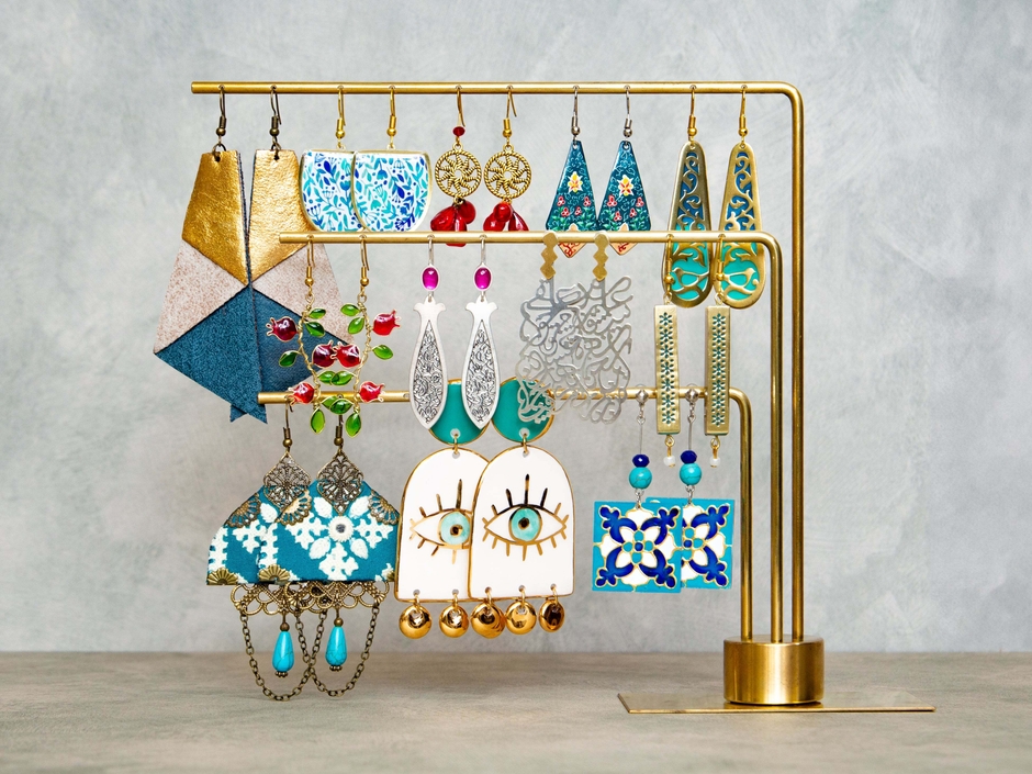 イランのクリエイターのアクセサリー