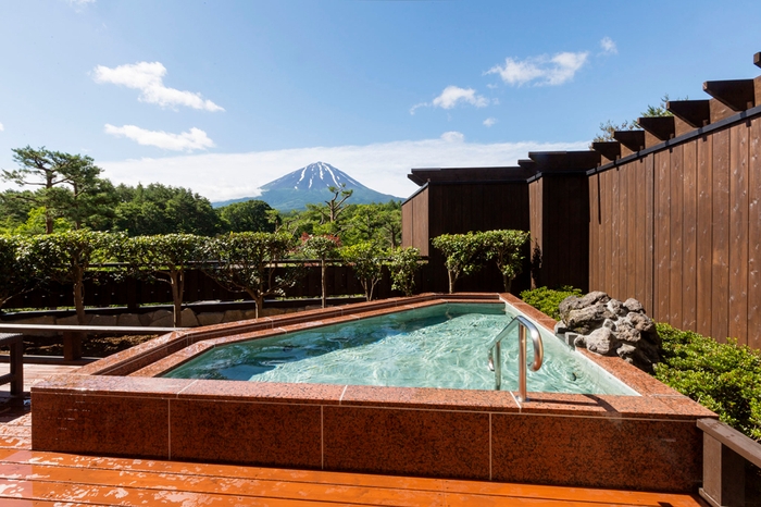 富士山の眺望が抜群の「パノラマ風呂」