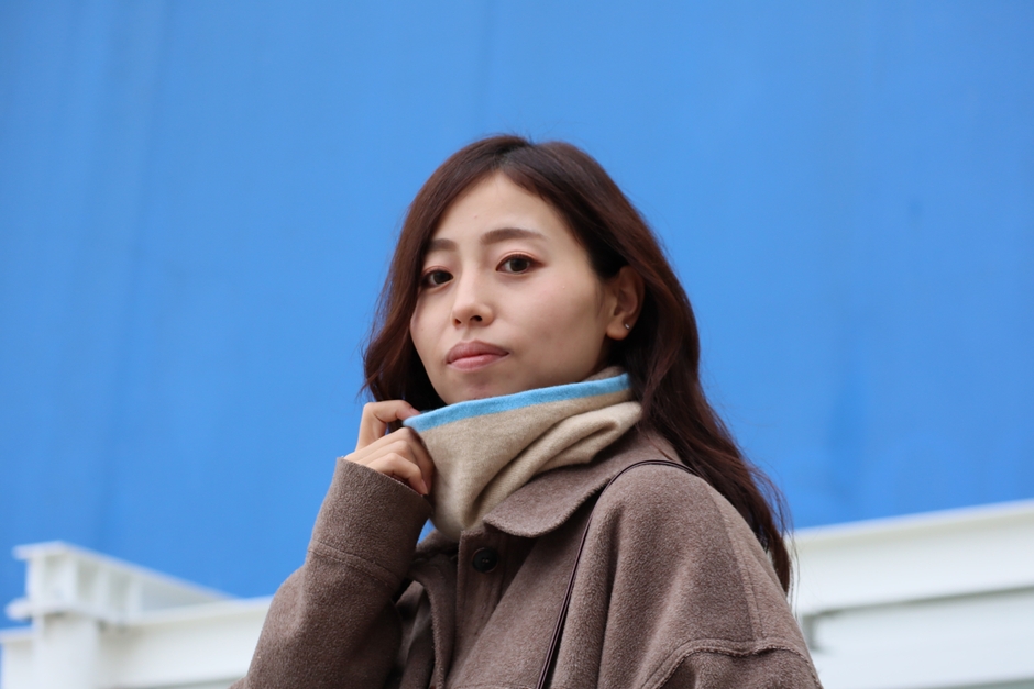 女性正面・ベージュ