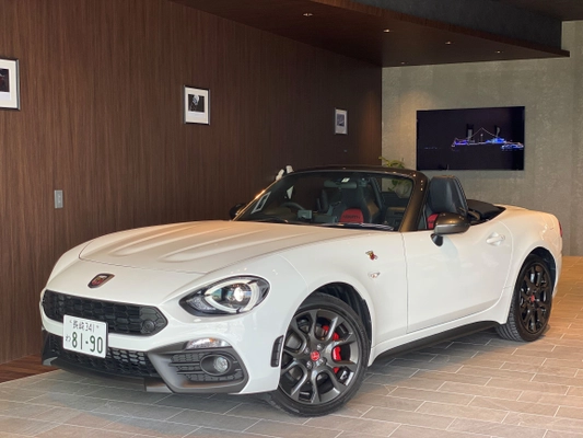 アナザーレンタカー長崎空港店が レンタカーとして「アバルト124スパイダー」を導入！