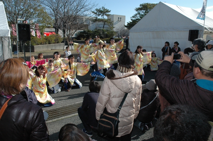 「岡山うらじゃ連　四季」による華麗なうらじゃ踊り