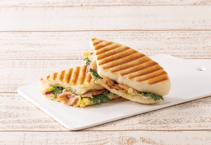 ハーブチキン&フレッシュパクチーのパニーニ(イメージ)