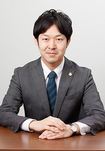 弁護士 三井 伸容