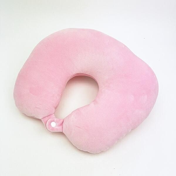 サンリオのネックピロー