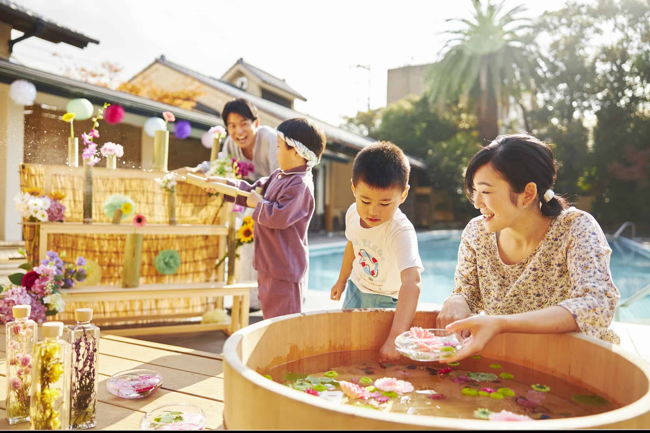 界 伊東　“花すくい”や“源泉でっぽう”で伊東らしい夏体験！「温泉花あそび」のご提案　期間:2020年8月1日～31日