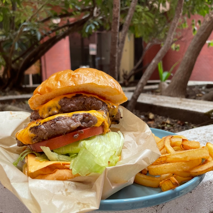 ダブルチーズチーズバーガー