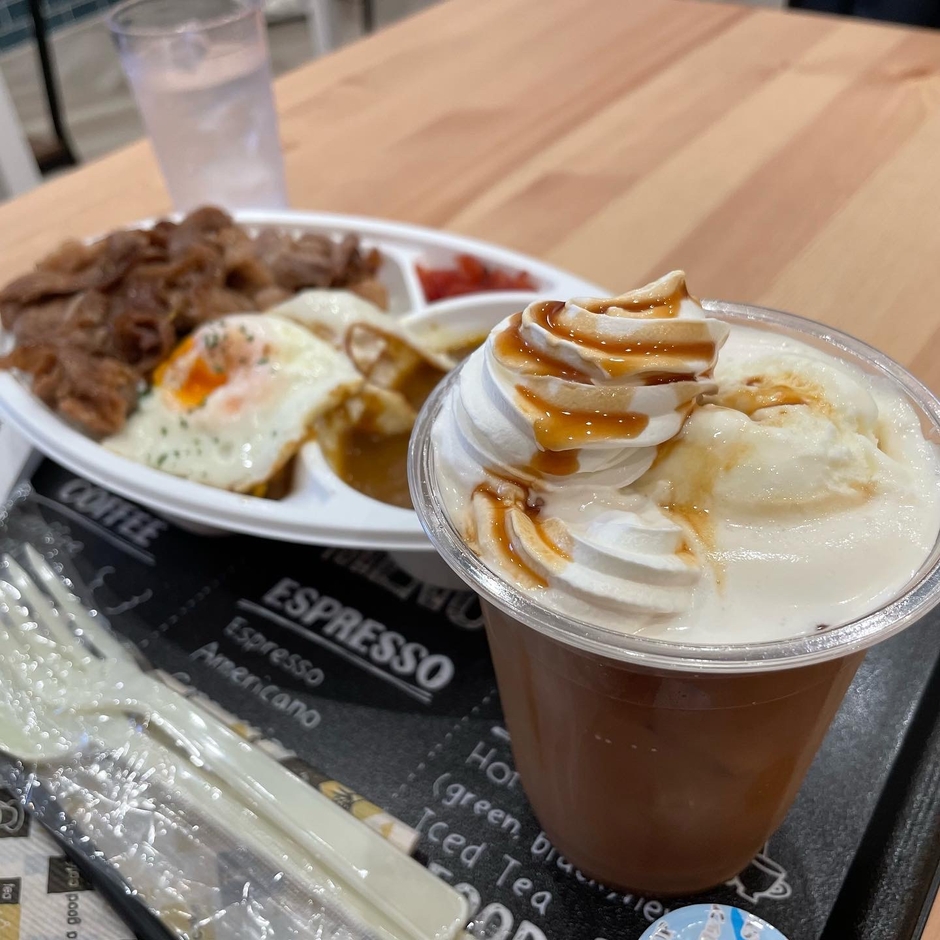 コーヒーフロートのついたお得なセット