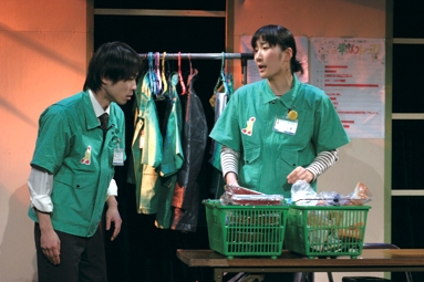 第15回公演「アベベのべ」(2006年、撮影:宮木和佳子)