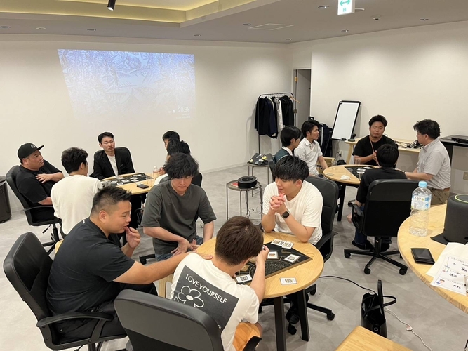 社内勉強会の様子