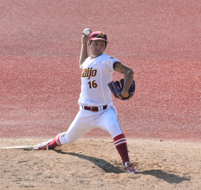 最優秀選手賞に輝いた眞田投手