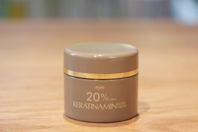 ケラチナミンｺｰﾜ　20％尿素配合クリーム　第3類医薬品 60g　1,500円 / 興和