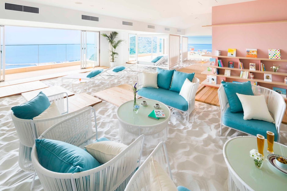 ソラノビーチ Books&Cafe