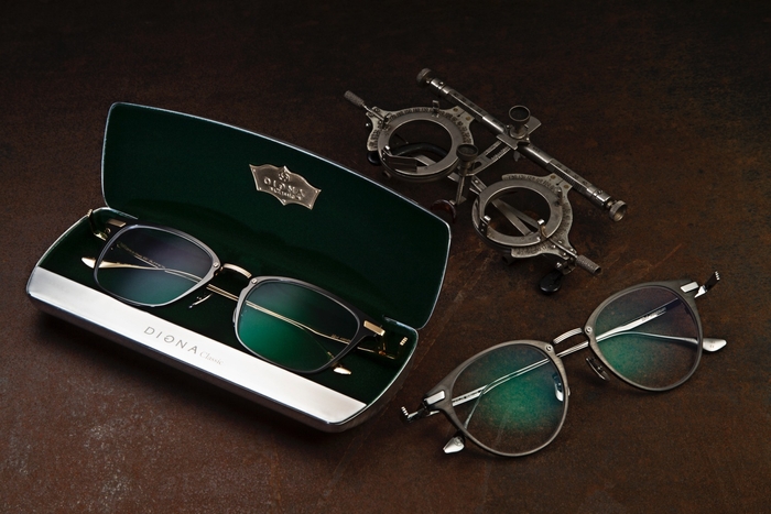 写真左 左:DIGNA Classic930右DIGNAClassic931 共に¥43,800(税込み)